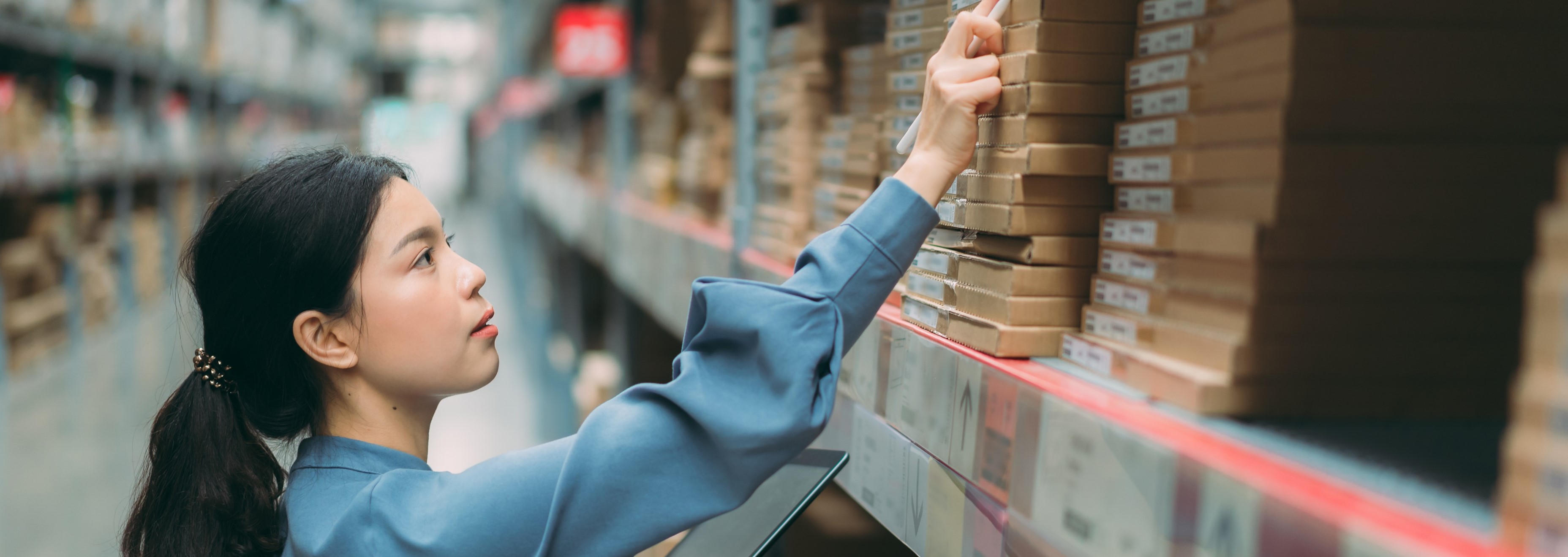 EY Navigating supply chain