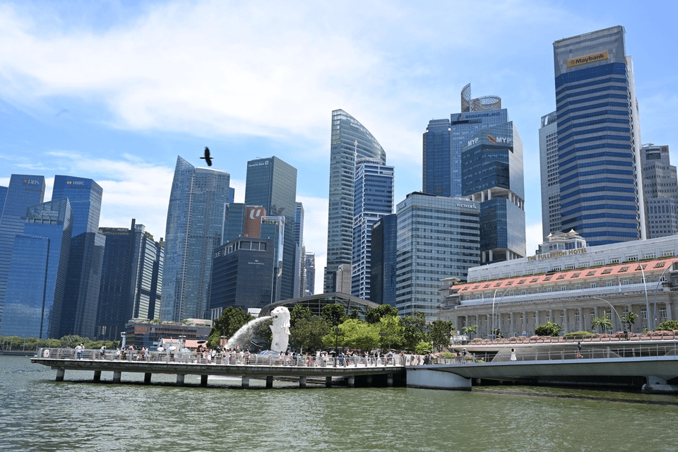 The report found that the bulk of the contributions to Singapore’s digital economy came from digitalisation across non-I&C sectors.  PHOTO: ST FILE